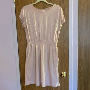 🌺H&M light pink dress size Large🌺